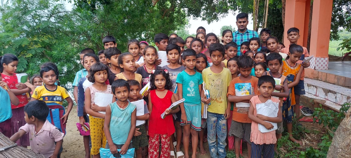 Helping Hand Initiative Foundation Volunteers
